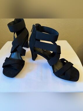 Xappeal Black Strappy Heels Size 8